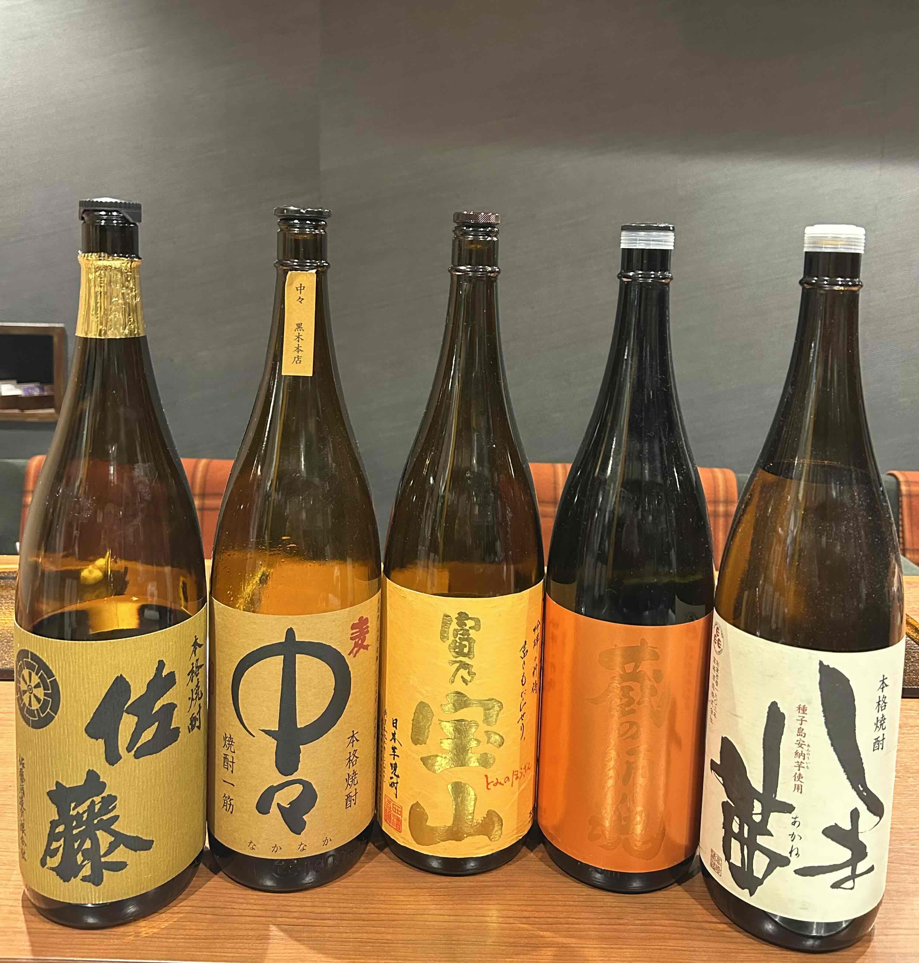 3. 多彩な日本酒・焼酎のセレクション